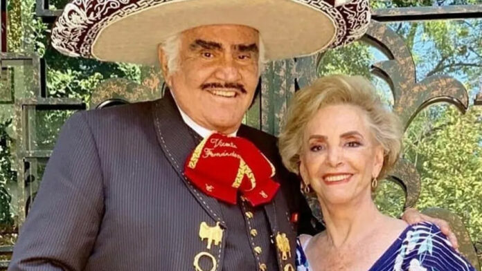 Viuda de Vicente Fernández demanda a Televisa