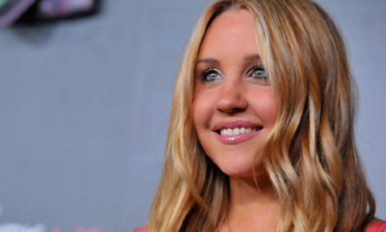 Amanda Bynes sigue el ejemplo de Britney Spears y pone fin a la tutela de sus padres