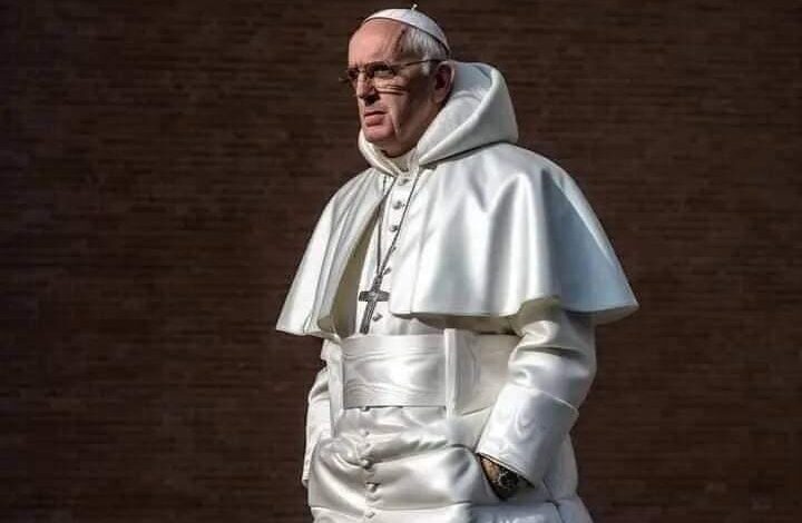 El Papa se volvió tendencia por su nuevo outfit
